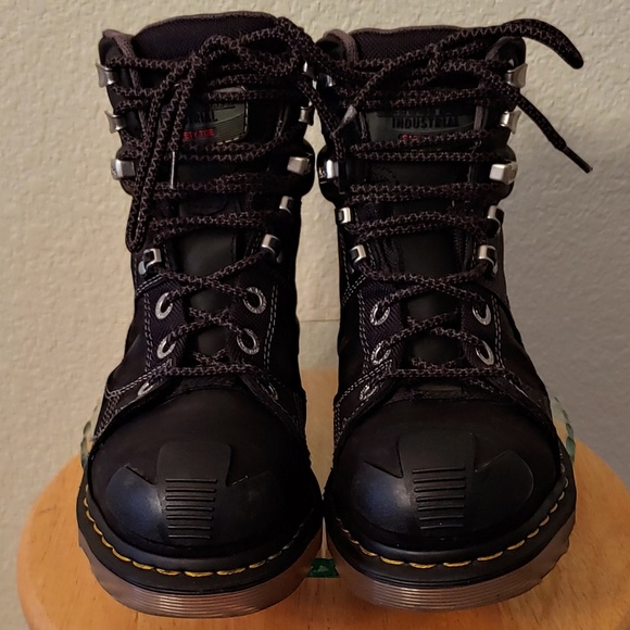 airwair safety shoes
